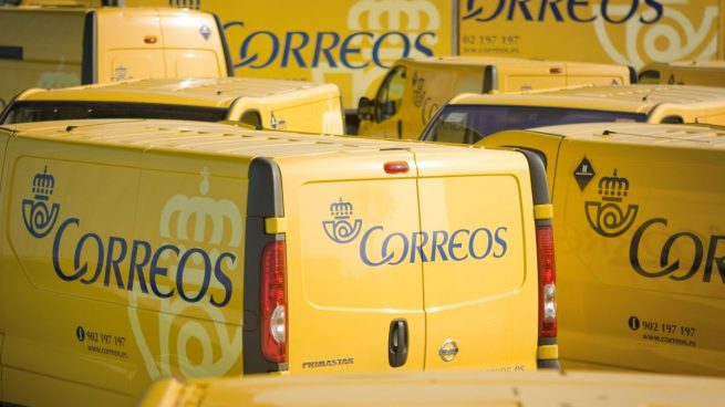 embalar un paquete para correos