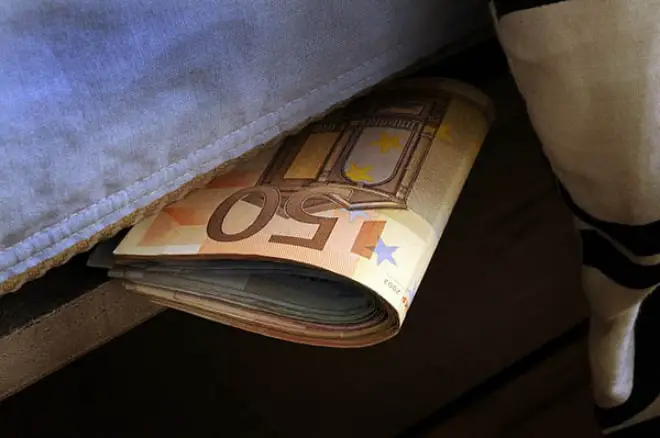 Como esconder dinero en casa