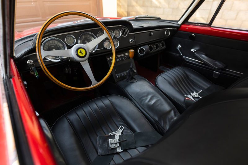 1962 Ferrari 250 GTE 2 2 Serie II por Pininfarina 3